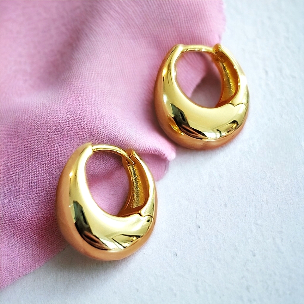 Gold Teardrop Huggie Earrings